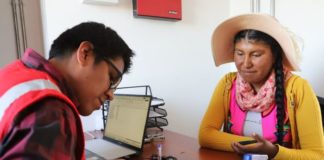 Tambo flotante Uros Titino, en el lago Titicaca