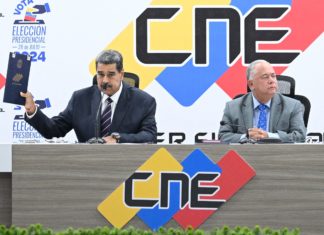 El CNE de Venezuela reprogramó las elecciones legislativas y regionales para el 25 de mayo. La oposición denuncia un intento de boicot.