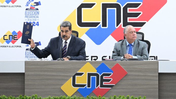 El CNE de Venezuela reprogramó las elecciones legislativas y regionales para el 25 de mayo. La oposición denuncia un intento de boicot.