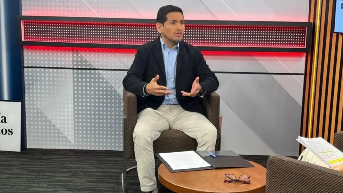 Carlos Castro: Carlos Castro: