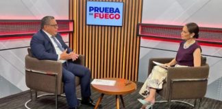 Santiváñez: "Yo no respondo los tuits de civiles"