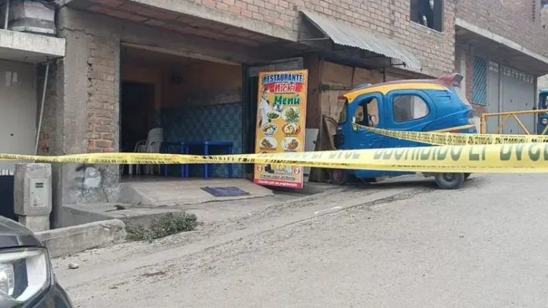 SJL: Hombre fue asesinado mientras almorzaba con su familia SJL: Hombre fue asesinado mientras almorzaba con su familia