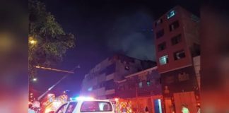 La Victoria: Bomberos controlaron incendio que afectó edificio