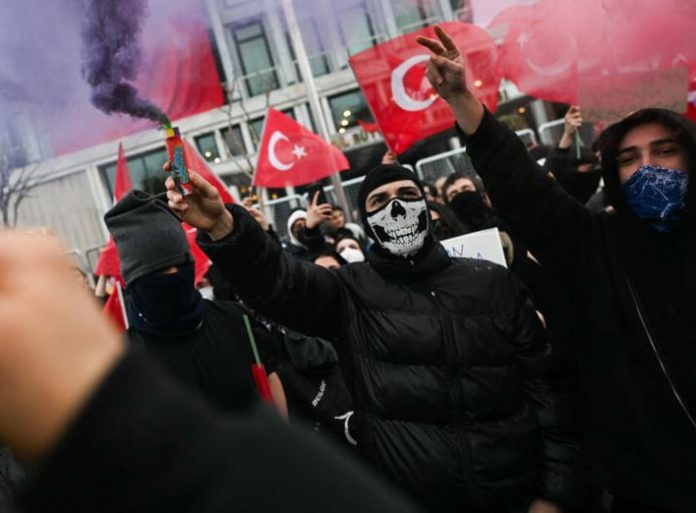 1.133 detenidos en Turquía tras protestas 1.133 detenidos en Turquía tras protestas