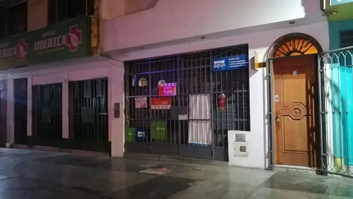 432643_1719814 Bodeguero asesinado a balazos frente a su esposa en Carabayllo