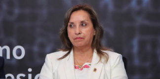 Moción de vacancia contra Dina Boluarte por parte de la izquierda Moción de vacancia contra Dina Boluarte por parte de la izquierda