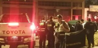 Asesinan a hombre dentro de mototaxi