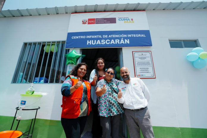 Inaugura tres centros infantiles en beneficio del distrito de Carabayllo