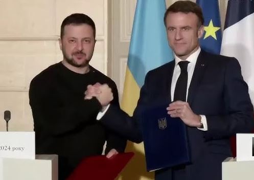 Francia confirma ayuda militar para ucranianos Francia confirma ayuda militar para ucranianos