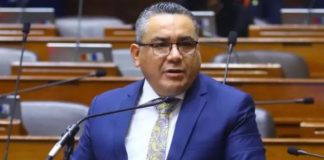 Juan José Santiváñez