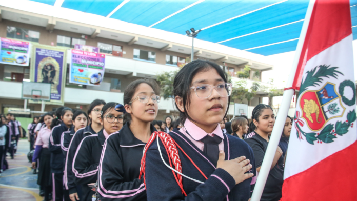 Minedu aclara si los colegios pueden exigir uniforme Minedu aclara si los colegios pueden exigir uniforme