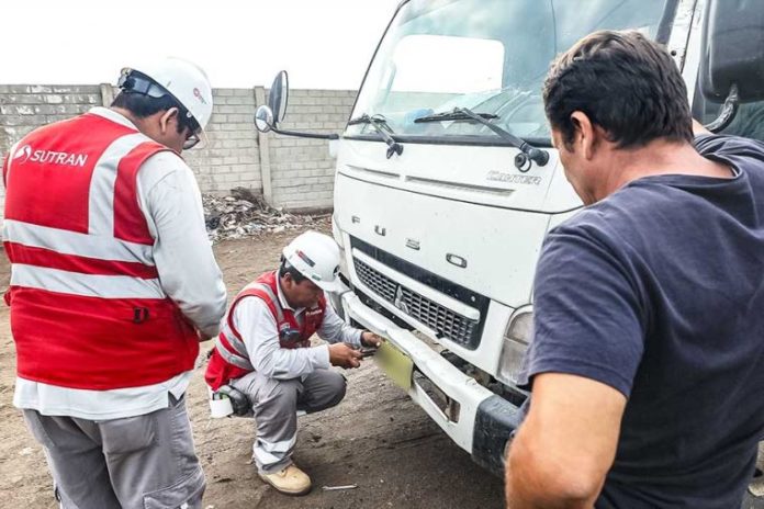 Sutrán detecta placas falsas