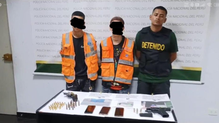 Adolescentes sospechosos de integrar banda de extorsionadores Adolescentes sospechosos de integrar banda de extorsionadores