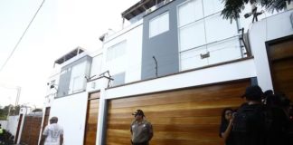 Fiscalía allana vivienda de ministro Santiváñez