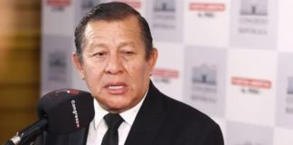 Salhuana: "Esa renuencia a conversar nos hace daño"