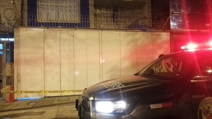 San Luis: Detonan dos explosivos en tienda de autopartes