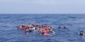 Rescatan a más de 40 turistas, incluidos 13 peruanos