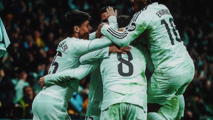 Real Madrid derrotó a Athletic Bilbao y no le pierde el paso al Barza Real Madrid derrotó a Athletic Bilbao y no le pierde el paso al Barza