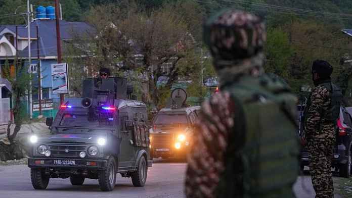 Atentado mata a 20 en la India