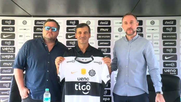 Fabián Bustos presentado en Olimpia con polémico mensaje