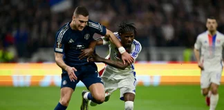 Olympique de Lyon igualó ante Manchester United en Francia