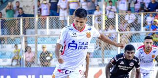 Raúl Ruidíaz marcó doblete con el Atlético Grau