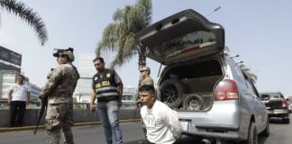 Lo chapan disparando al aire en Javier Prado