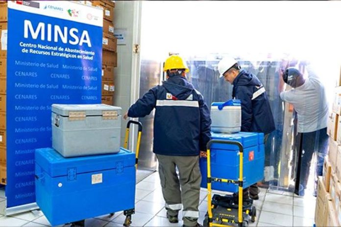 Perú adquiere 8.2 millones de dosis de vacunas
