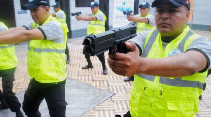 Serenazgos ya pueden usar pistolas eléctricas