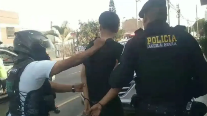 Intervienen a dos adolescentes que tenían un arma de fuego