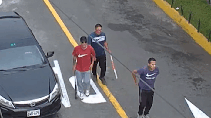 Enfrentamiento entre extorisonadores deja heridos en Miraflores