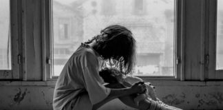 Mil mujeres al año son denunciadas penalmente por abortar en Perú