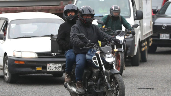 Motociclistas acatan de manera parcial disposiciones del Gobierno
