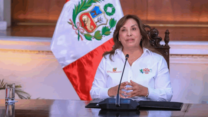 Fiscalía presentó cinco denuncias constitucionales a Dina Boluarte Fiscalía presentó cinco denuncias constitucionales a Dina Boluarte