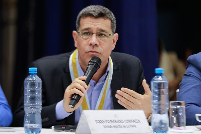 Empresa ‘trucha’ factura millonada en municipio de La Perla