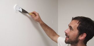 Cómo reparar agujeros en las paredes de tu casa