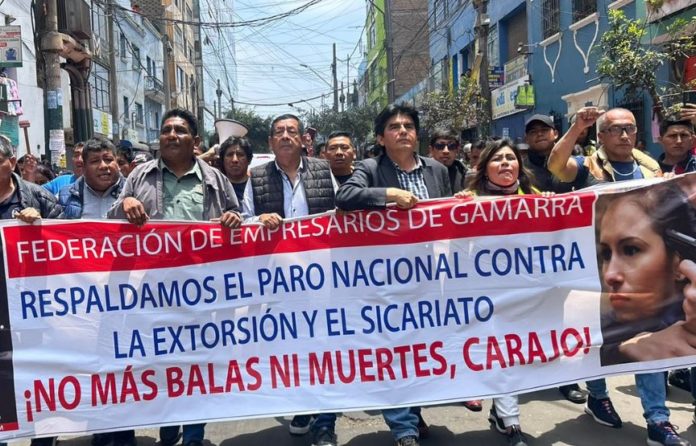 Gamarra convoca paro el miércoles