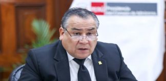 Congresistas promueven censura contra Adrianzén Gustavo Adrianzén