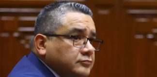 Juan José Santiváñez