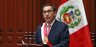Alerta por posible fuga del país de expresidente Martín Vizcarra