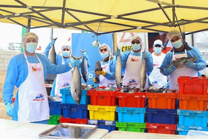 Midis supervisó entrega de 6 toneladas de pescado