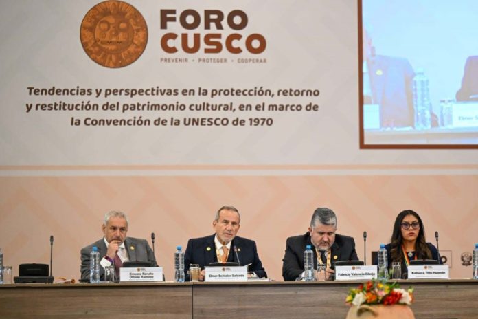 Perú convoca a América Latina