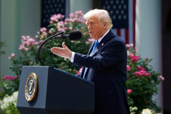 Trump anuncia que subirá los aranceles al acero