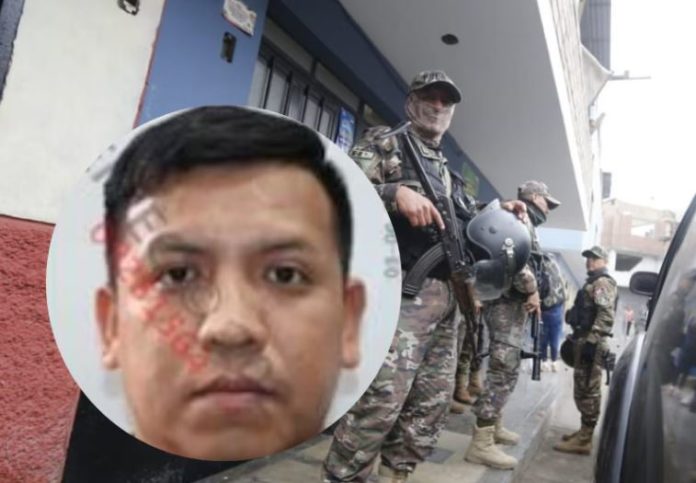 Cogen del cuello a policía “soplón” del “Monstruo”