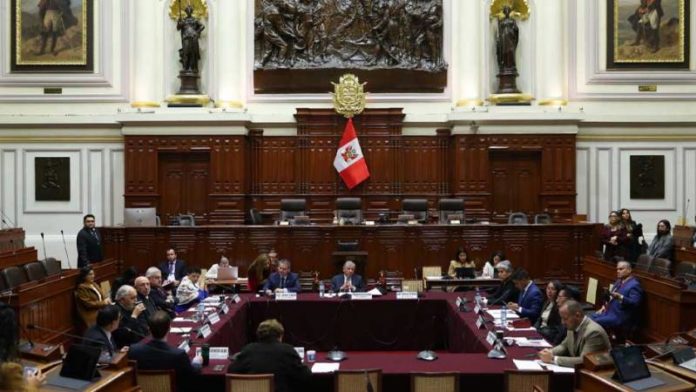 Constitución aprueba amnistía