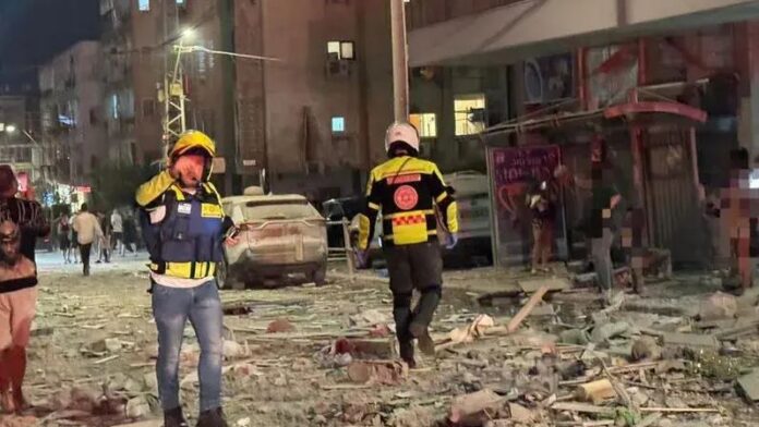 Evacuarán a 122 peruanos a Irán