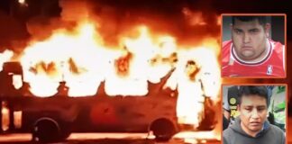 Incendian combi con pasajeros adentro