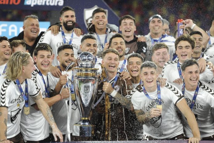 Platense, campeón por primera vez en su historia Platense, campeón por primera vez en su historia