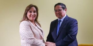 la presidenta Dina Boluarte Zegarra sostuvo una reunión con el primer ministro de Vietnam, Pham Minh Chinh