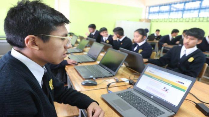 presenta en Puno la plataforma Mi Carrera